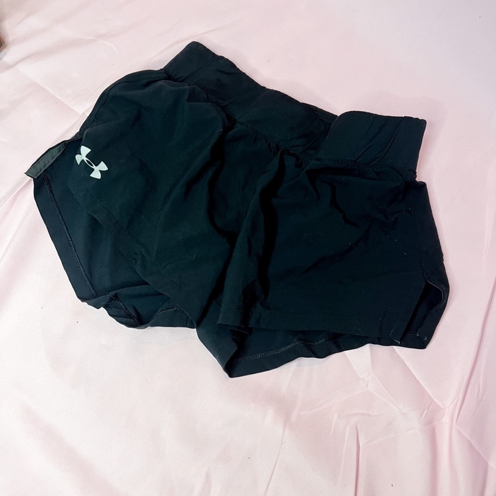 Black under armour athletic shorts - Picture 1 of 6